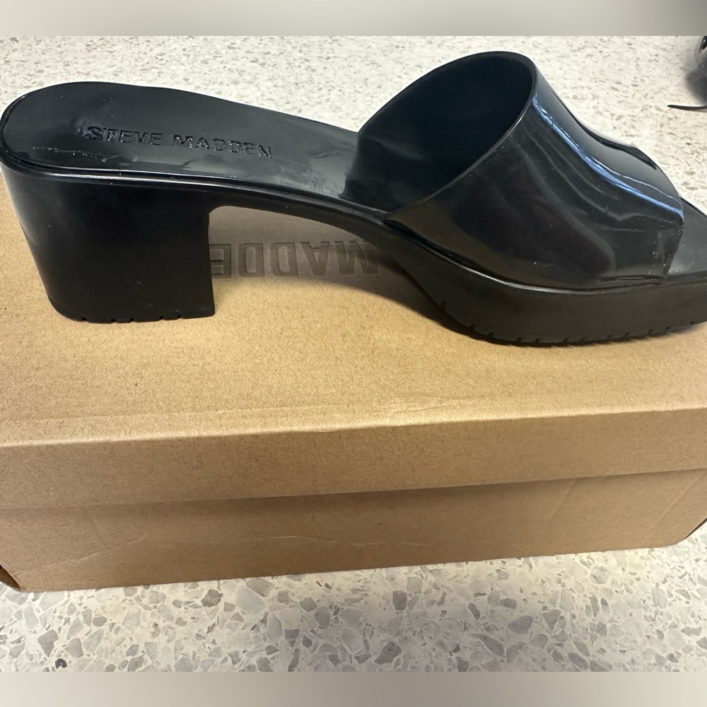 Steve Madden black harlin size 8